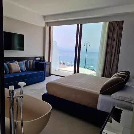Ngonia Bay Boutique Milazzo