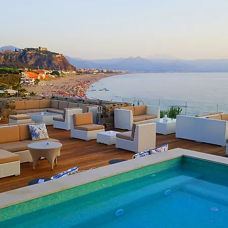 Ngonia Bay Boutique Milazzo