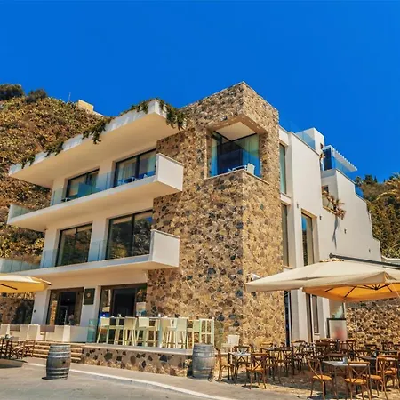 Ngonia Bay Boutique Hotel