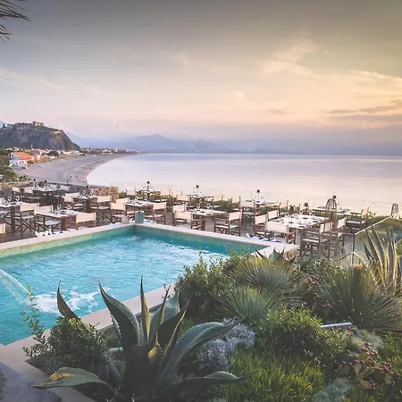 Hotel Ngonia Bay Boutique 3*