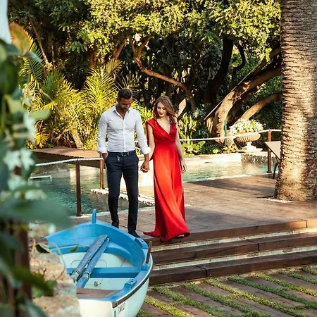 Ngonia Bay Boutique Hotel