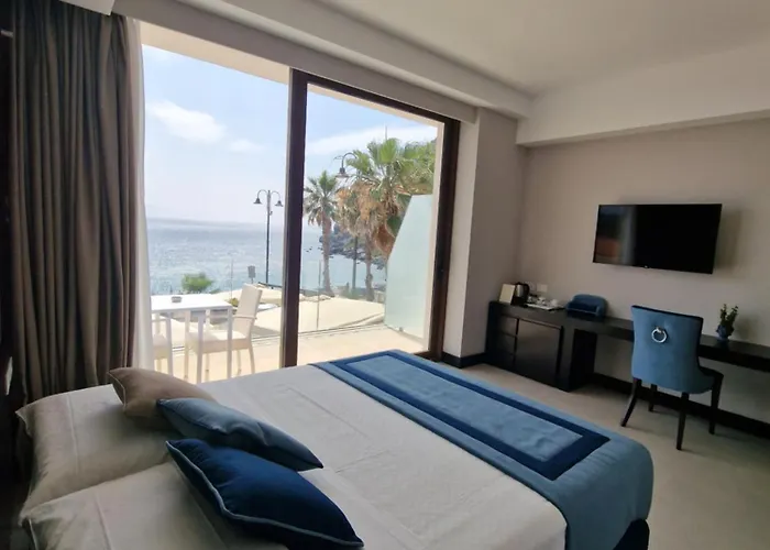 Ngonia Bay Boutique